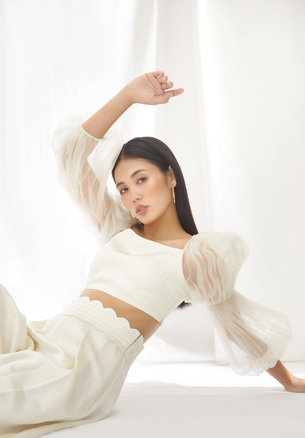 Ivory Billow Sleeve Crop Top